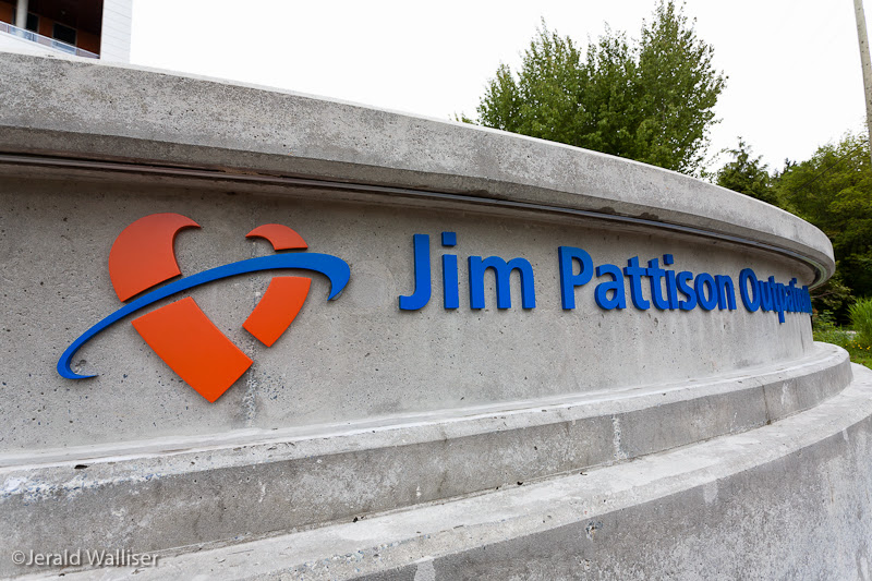 Exterior of Jim Pattison Outpatient Care and Surgery Centre - Maternal Fetal Medicine
