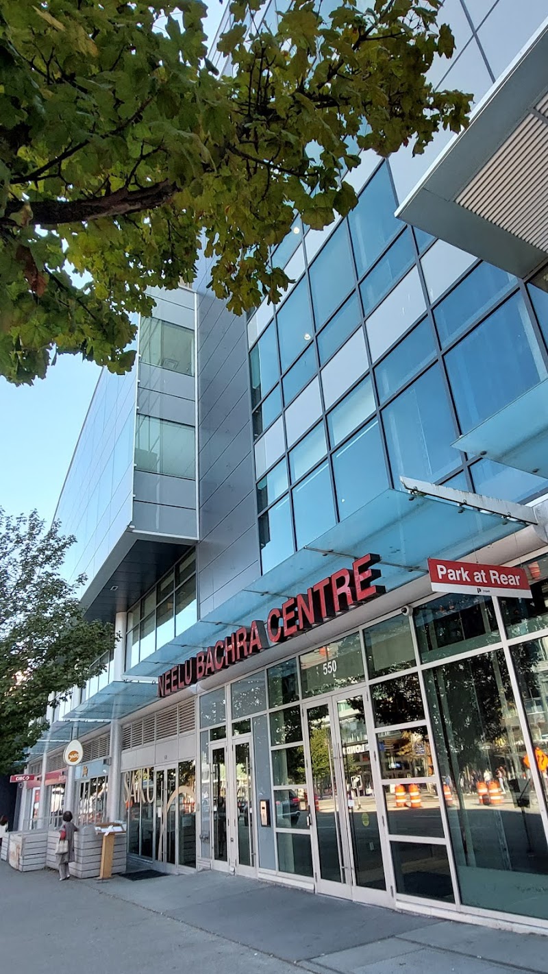 Exterior of Vancouver Ultrasound Ltd. Dunbar Branch